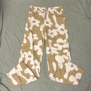 Fun flower design denim jeans!!
